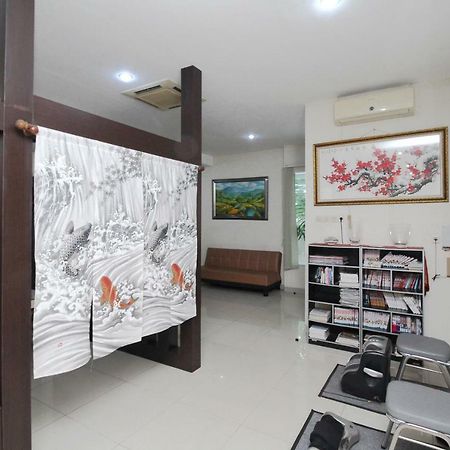 Blossom Resident Blok M Jakarta Exterior photo